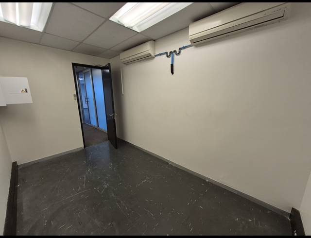 206M² OFFICE TO LET IN SANDTON CENTRAL